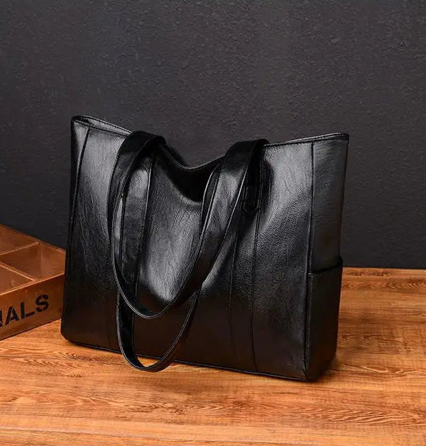 Abigail™ - Minimalistische Luxuriöse Weiche Schultertasche